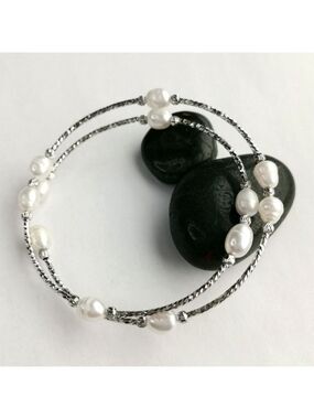Nwt White freshwater Pearl sterling silver bangle wraparound bracelet